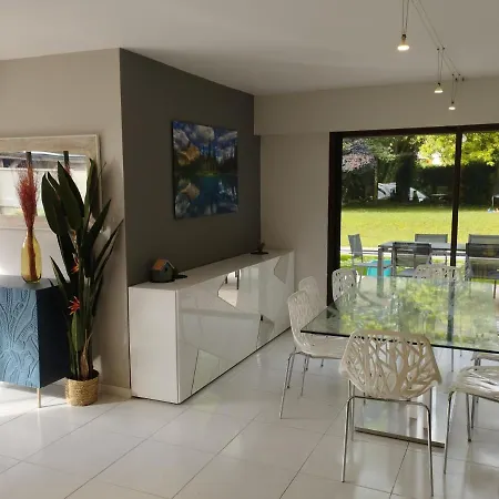 Armonia 5 Etoiles Avec Piscine Chauffee Jacuzzi Et Jardin A 3mn Du D Annecy Doussard