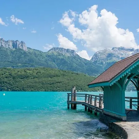 Armonia 5 Etoiles Avec Piscine Chauffee Jacuzzi Et Jardin A 3mn Du D Annecy *